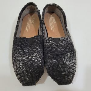Toms flat shoes